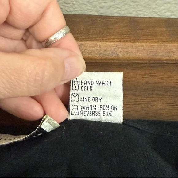 Lemon Grass Black Reindeer Embroidered Christmas Top Women’s Large Cotton - Picture 8 of 9